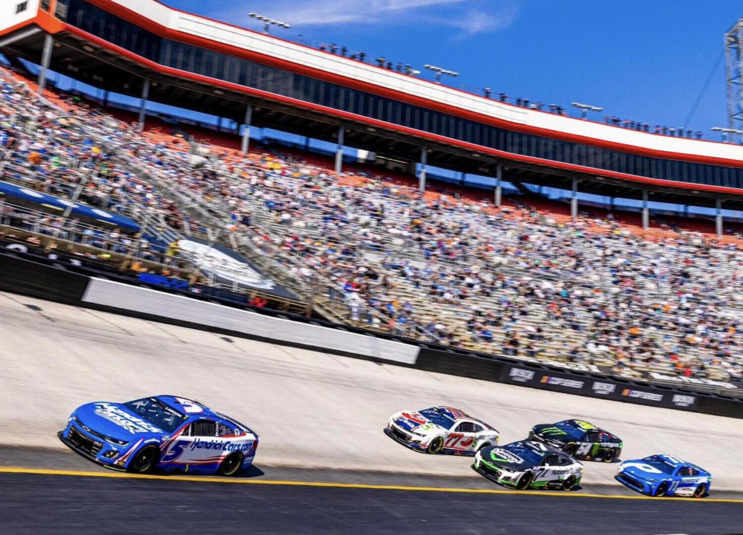 Larson leads Bristol