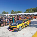 De Pasquale passes crowd