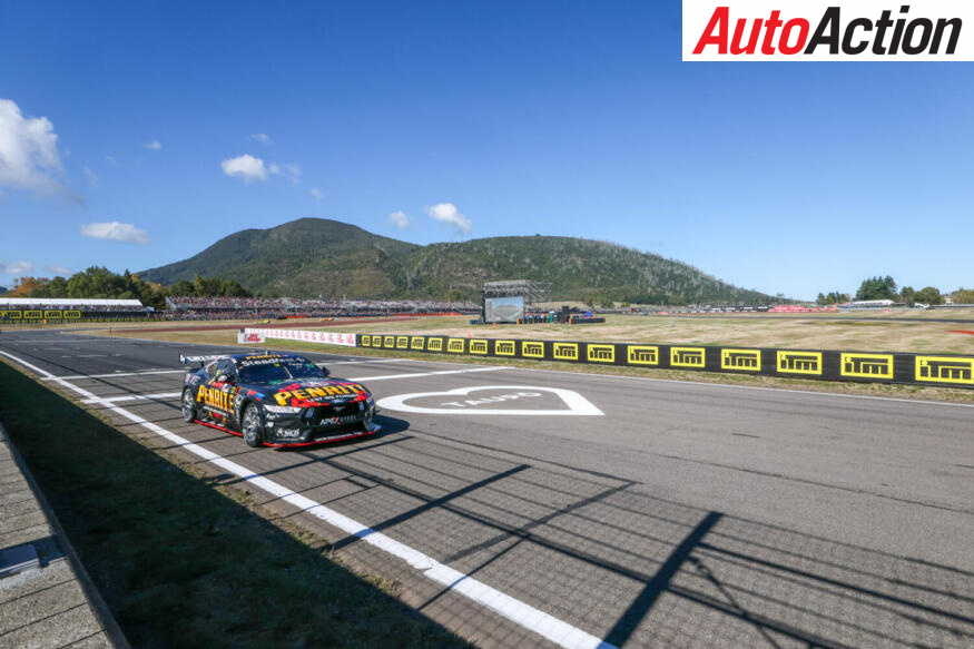 Payne flying at Taupo